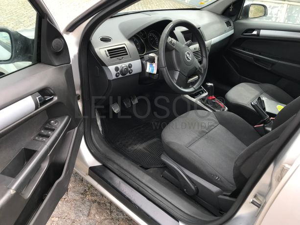 Opel Astra 1.3CDTI · Ano 2006