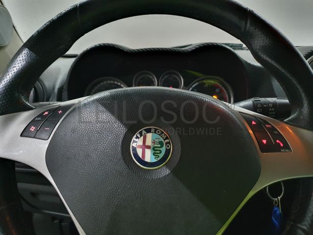 Alfa-Romeo Mito · Ano 2008