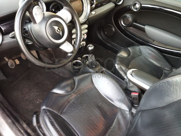 Mini Cooper D · Ano 2009