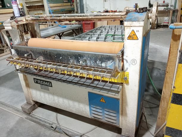 Máquina de dar cola