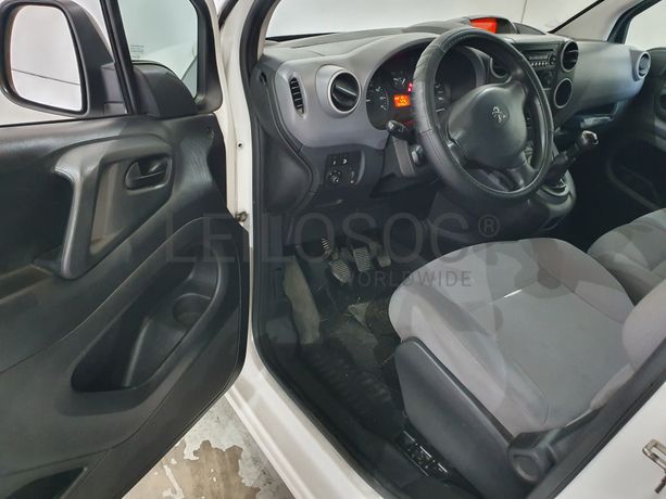 Peugeot Partner · Ano 2015