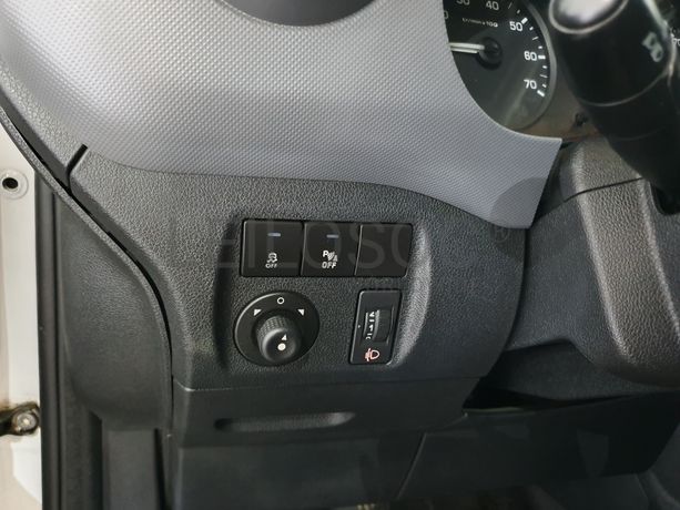 Peugeot Partner · Ano 2015