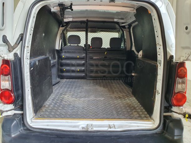 Peugeot Partner · Ano 2015