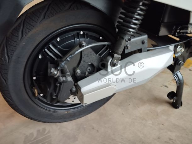 Urban Electric Motors LX05  · Ano 2021