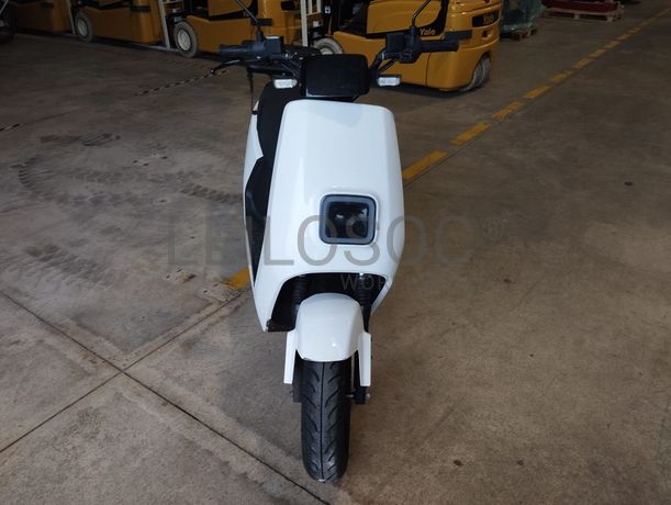 Urban Electric Motors LX08MAX-W · Ano 2023