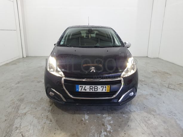 Peugeot 208  · Ano 2016