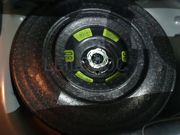 Peugeot 208  · Ano 2016