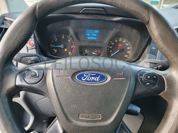 Ford Transit · Ano 2015