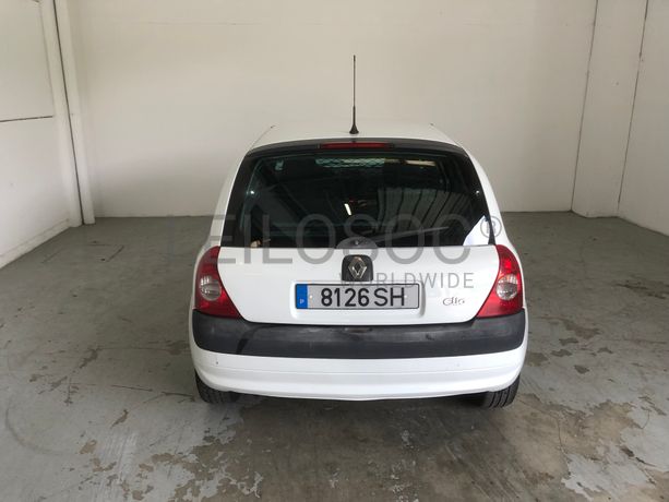 Renault Clio 1.5 DCI · 2001