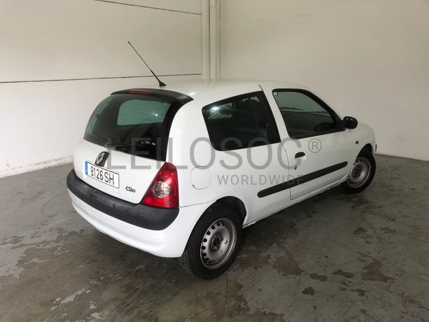 Renault Clio 1.5 DCI · 2001