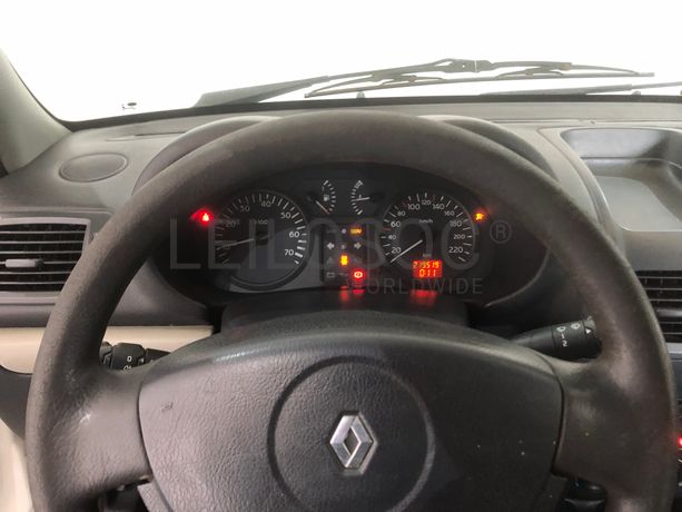 Renault Clio 1.5 DCI · 2001