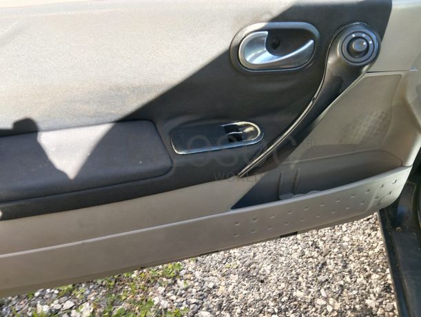 Renault Mégane 1.5 DCI · Ano 2003