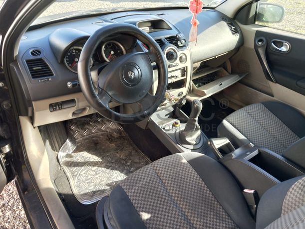 Renault Mégane 1.5 DCI · Ano 2003