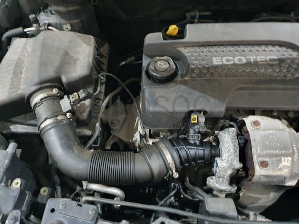 Opel Astra · Ano 2012