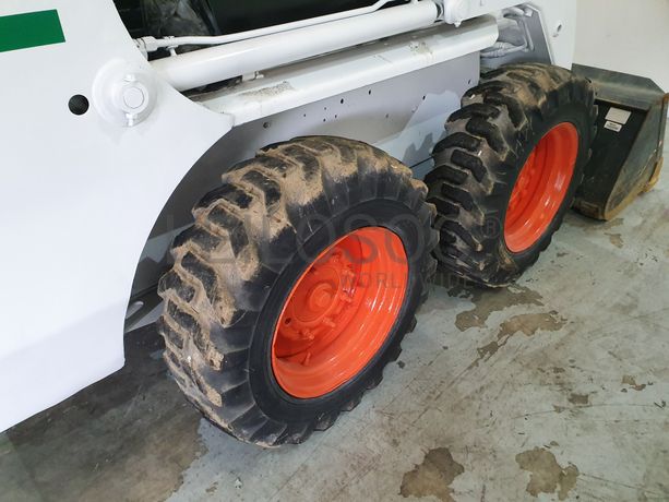 Mini Pá Carregadora Bobcat 753