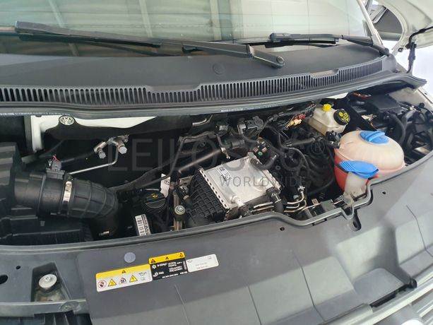 Volkswagen Transporter · Ano 2021