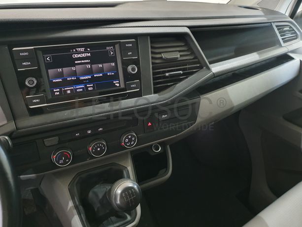 Volkswagen Transporter · Ano 2021