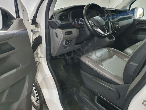 Volkswagen Transporter · Ano 2021