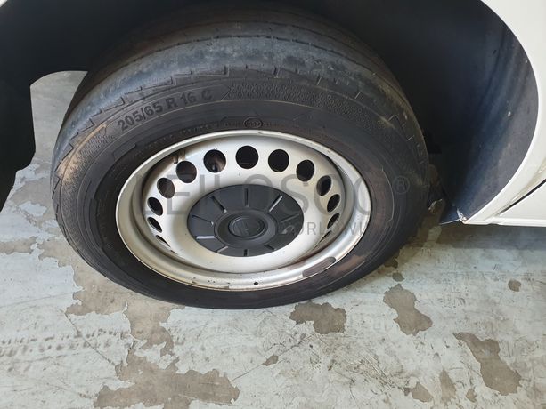 Volkswagen Transporter · Ano 2021