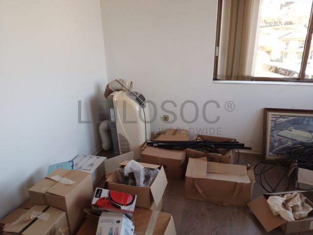 Equipamento de Escritório · Diversos