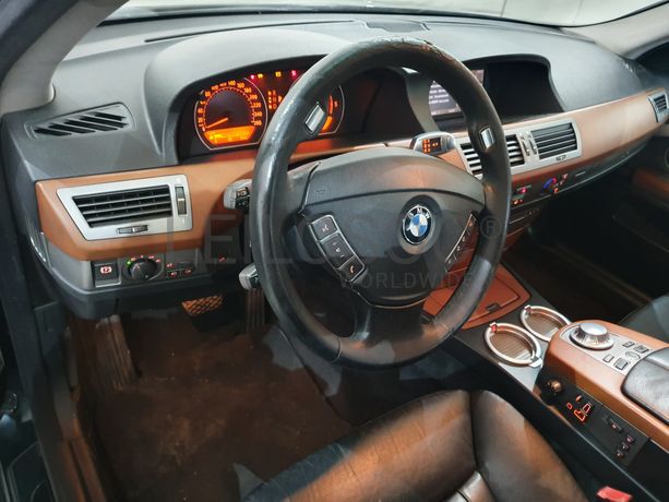 BMW 730D · Ano 2004