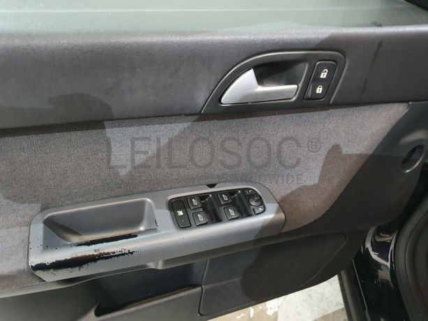 Volvo V50 · Ano 2006