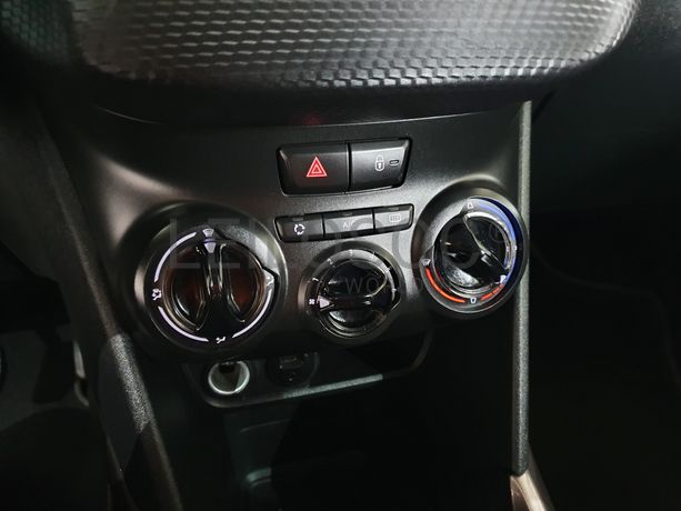 Peugeot 2008 · Ano 2014