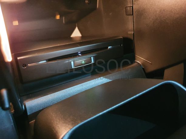 Peugeot 2008 · Ano 2014