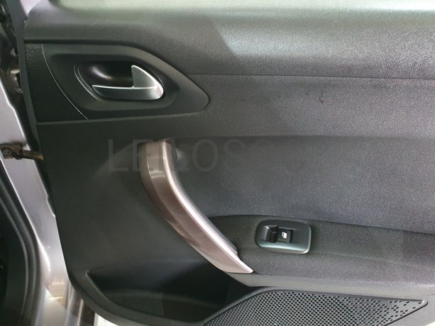 Peugeot 2008 · Ano 2014