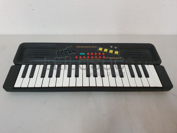 Lote Único - Álbuns Fotos · Bijuterias · Bolsas · Candeeiros · Intercomunicadores · Patins · Pianos Elétricos · Porta Cartões · Sapatos Bebé