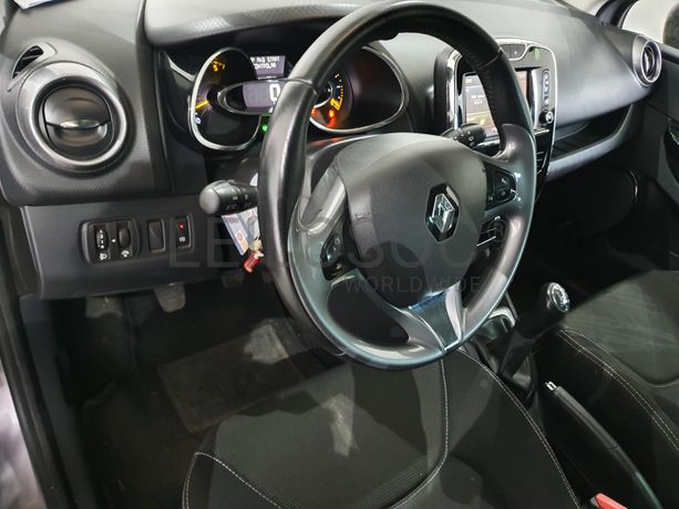 Renault Clio · Ano 2014