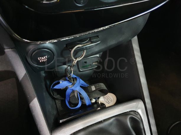 Renault Clio · Ano 2014