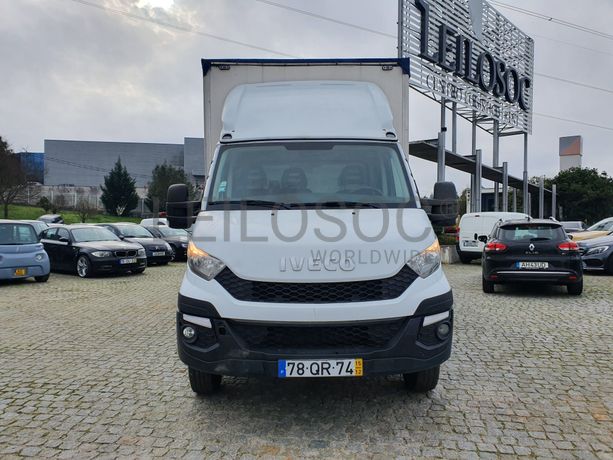 Iveco Daily 35-150 · Ano 2015