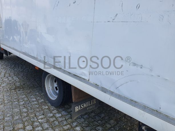 Iveco Daily 35-150 com Plataforma Elevatória Dhollandia · Ano 2015