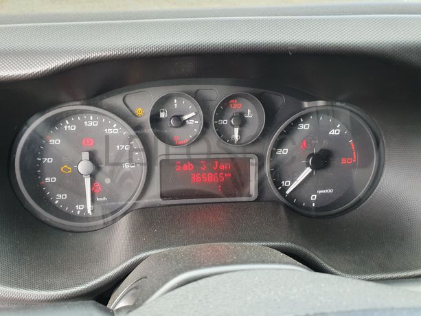 Iveco Daily 35-160  · Ano 2017