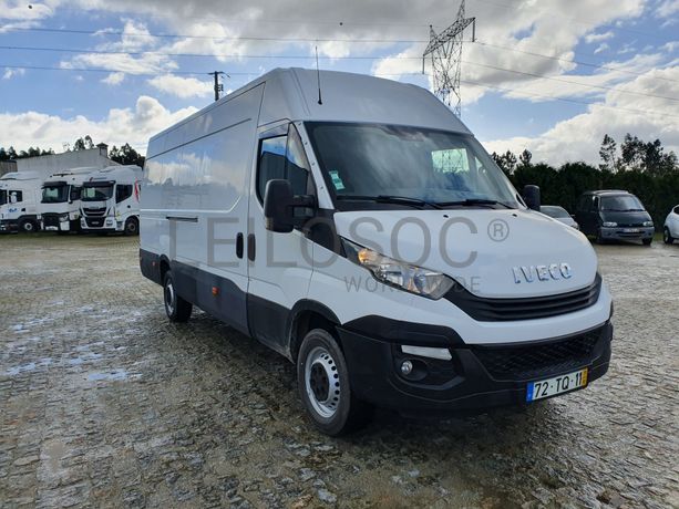 Iveco Daily 35-160  · Ano 2017