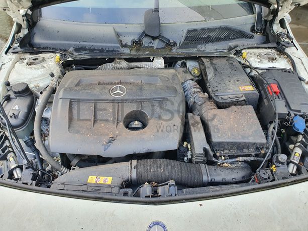 Mercedes-Benz A180 CDI · Ano 2013