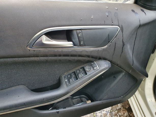 Mercedes-Benz A180 CDI · Ano 2013