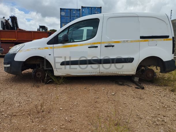 Peugeot Partner · Ano 2014