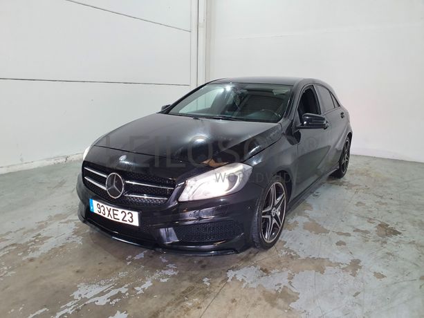 Mercedes-Benz A180 CDI · Ano 2013