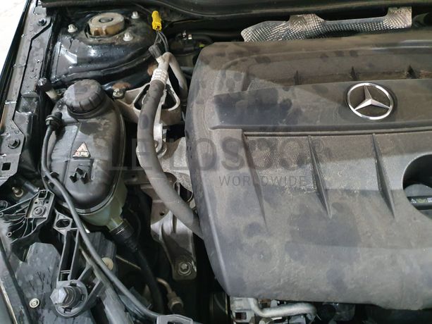 Mercedes-Benz A180 CDI · Ano 2013