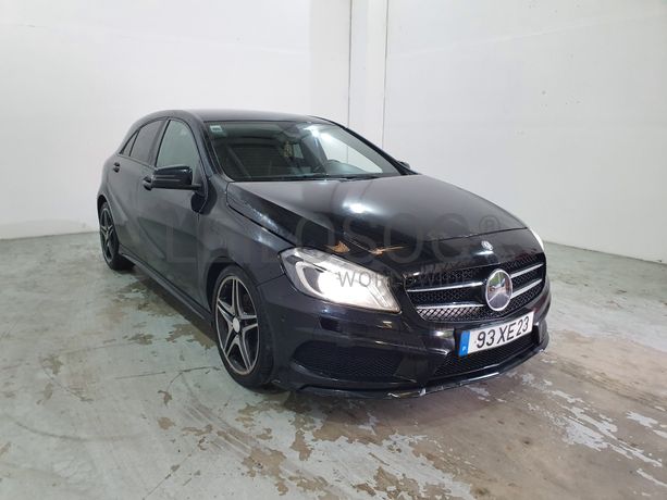Mercedes-Benz A180 CDI · Ano 2013