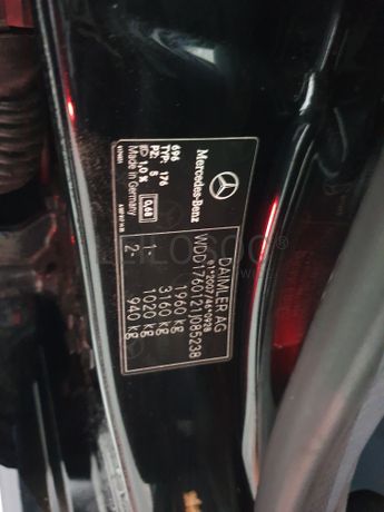 Mercedes-Benz A180 CDI · Ano 2013