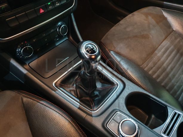 Mercedes-Benz A180 CDI · Ano 2013