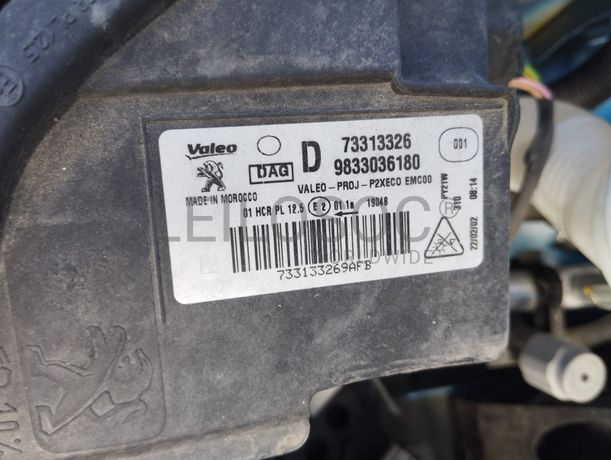 Peugeot 208 · Ano 2022