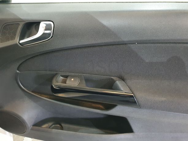 Opel Corsa · Ano 2013