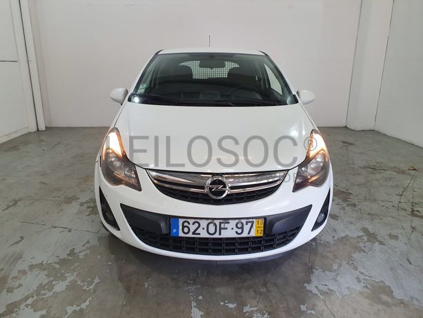 Opel Corsa · Ano 2013