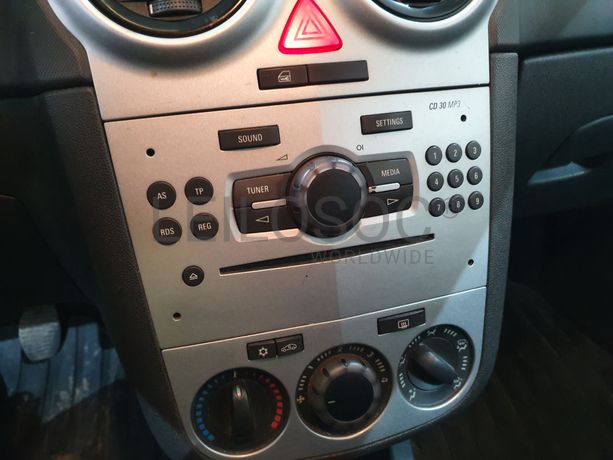 Opel Corsa · Ano 2013