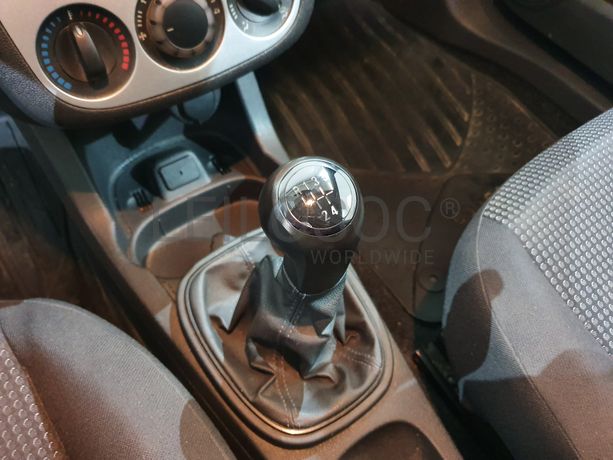 Opel Corsa · Ano 2013