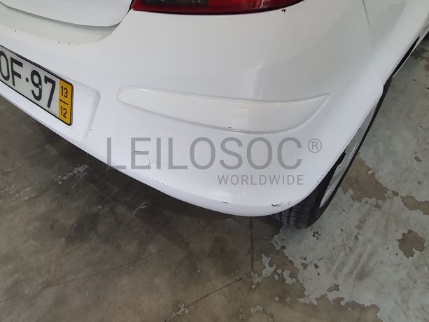 Opel Corsa · Ano 2013